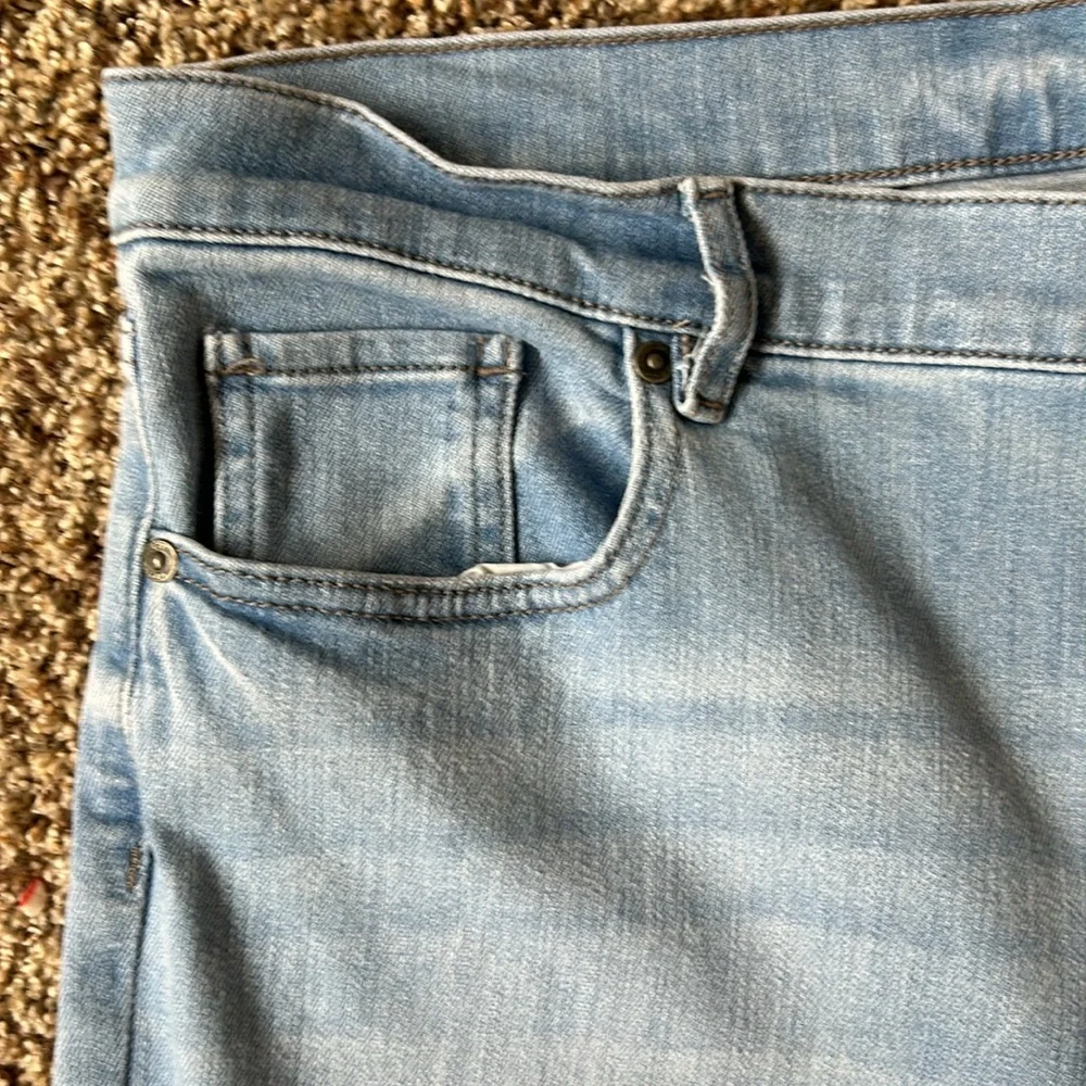Women’s Loft Outlet Boyfriend Jeans size 14 - Picture 9 of 12